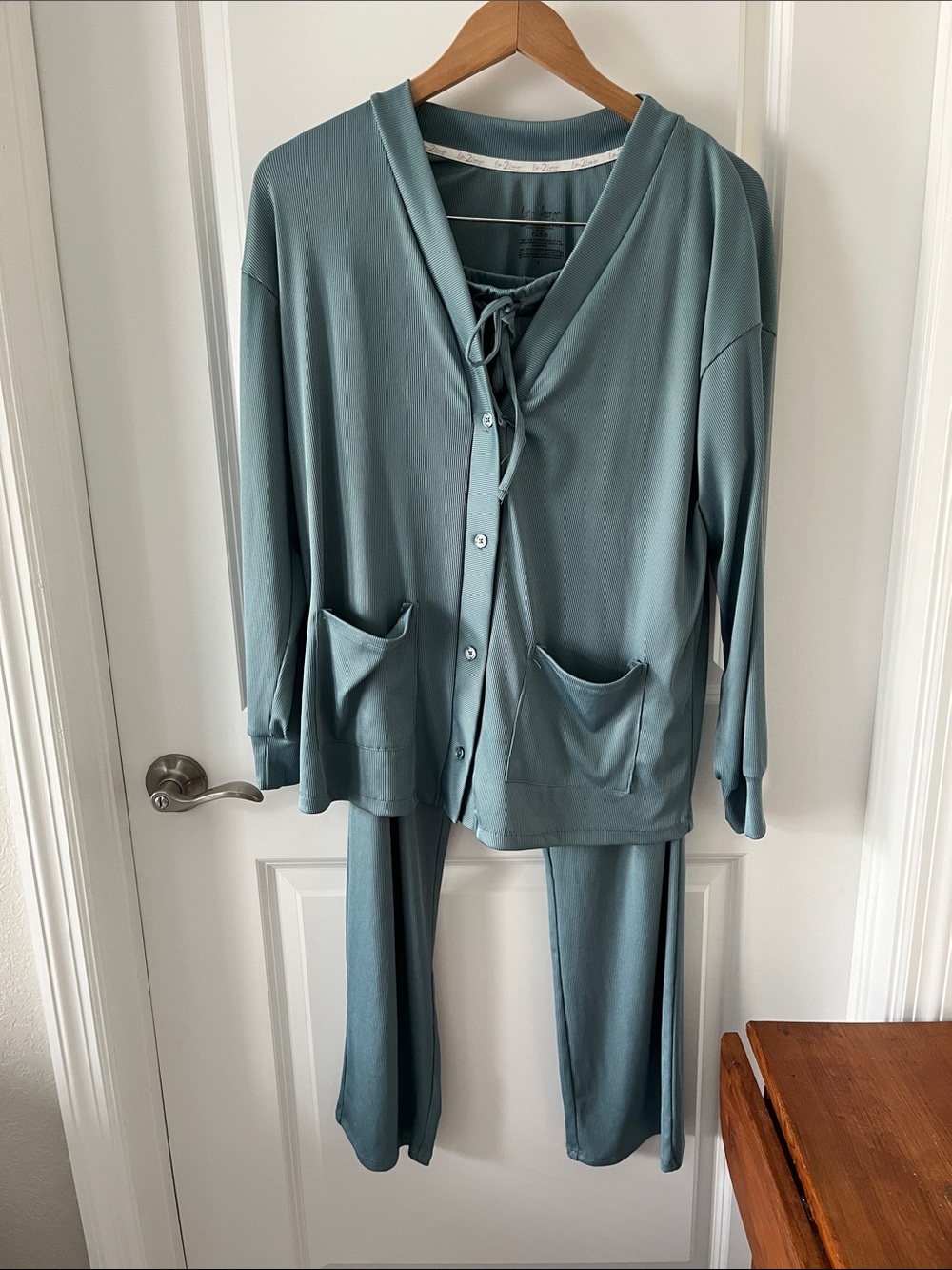 Live 2 lounge Two-Piece so Soft Pajama /lounge Set in Dusty Teal